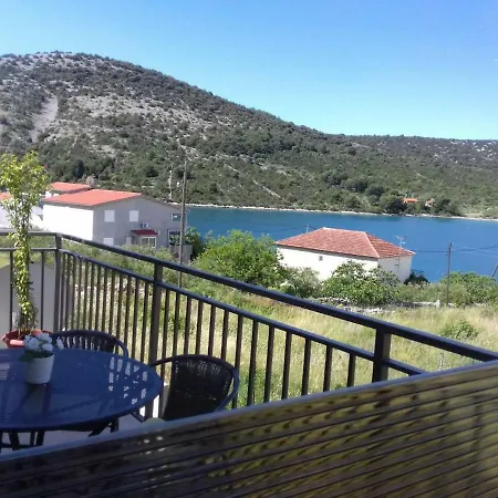 Jadranka * Vinišće